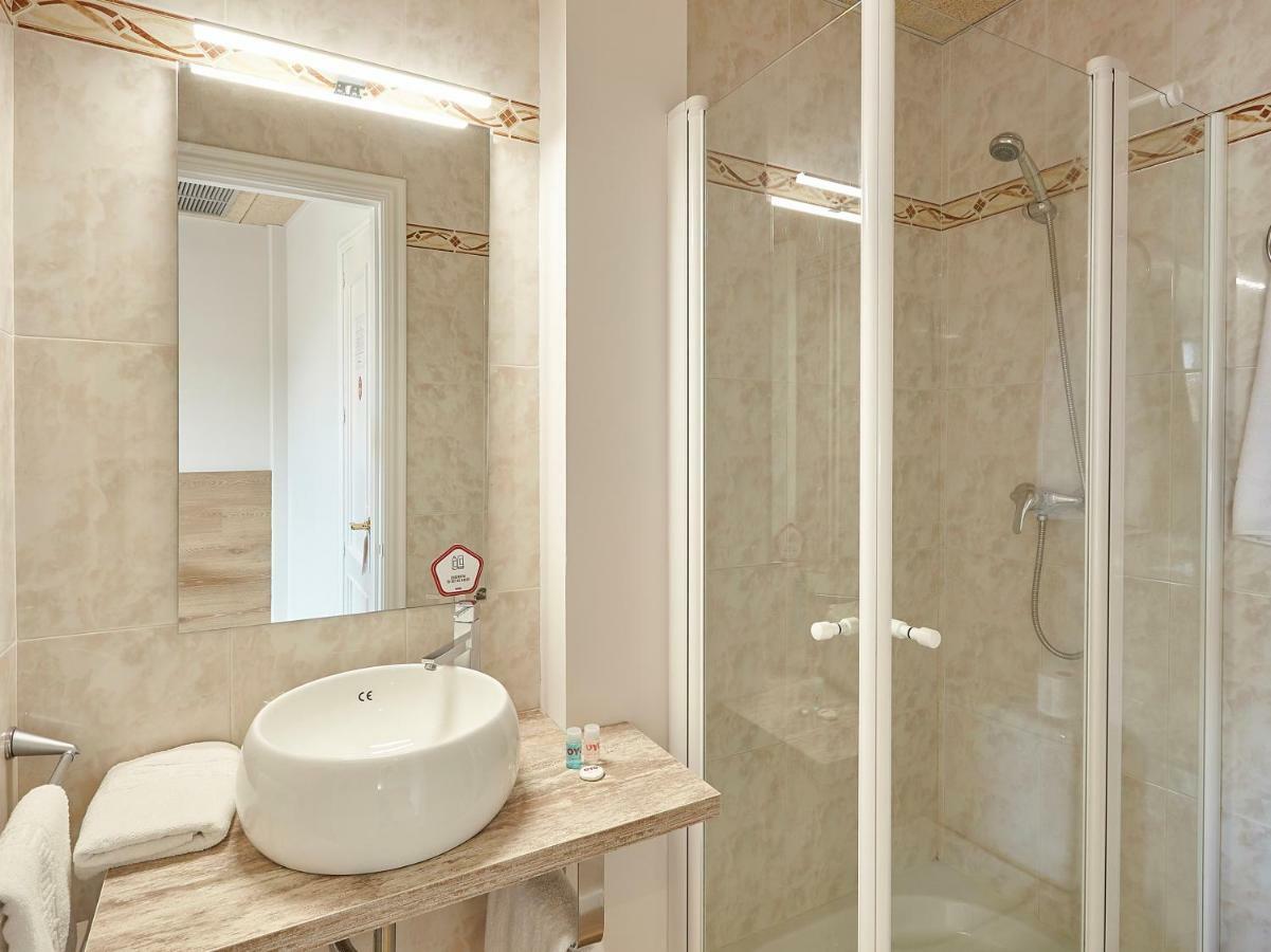 Hostal Nobadis Сервера Екстер'єр фото