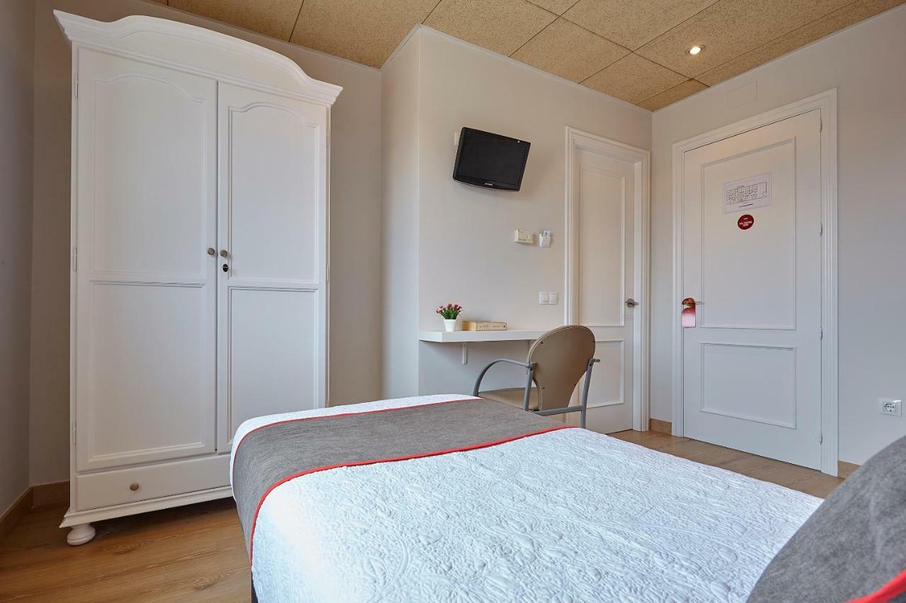 Hostal Nobadis Сервера Екстер'єр фото
