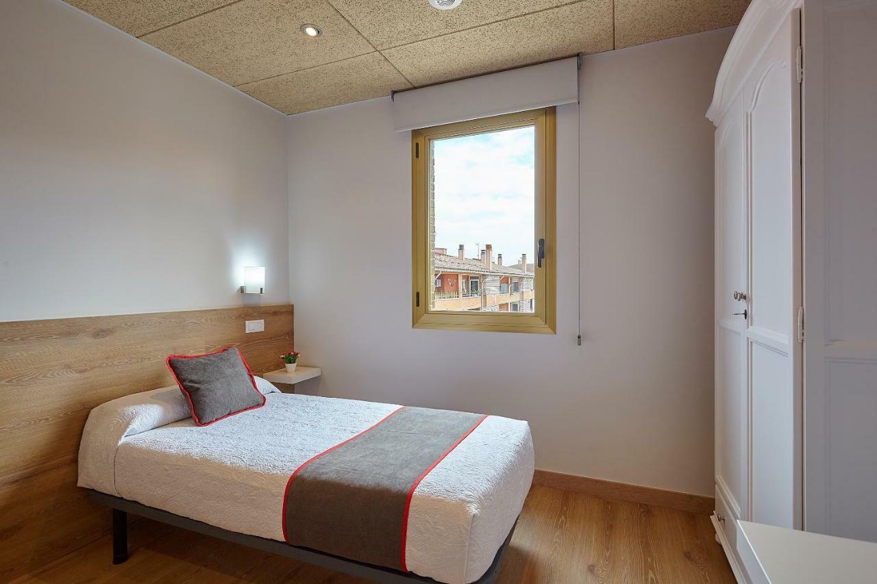Hostal Nobadis Сервера Екстер'єр фото